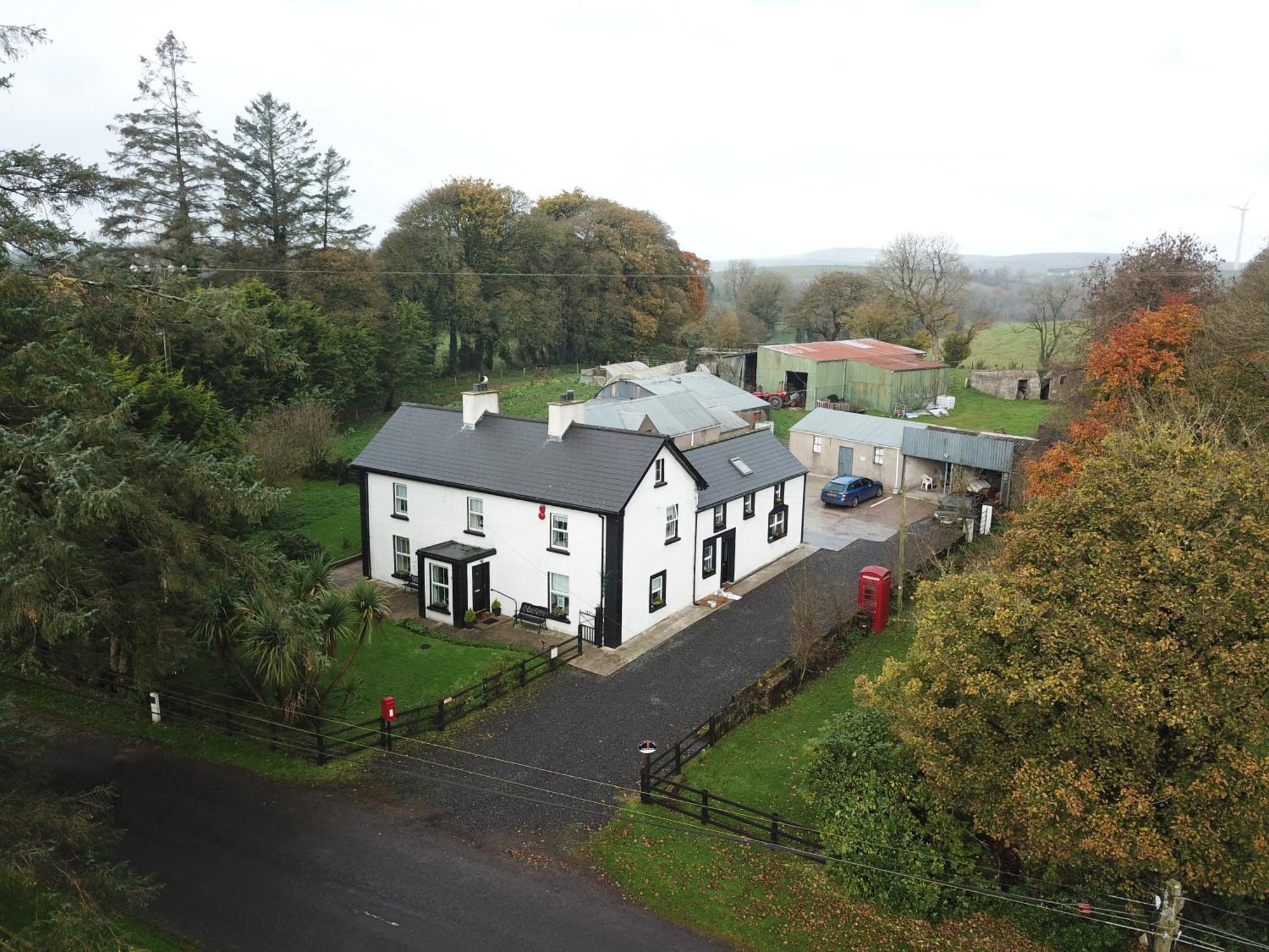 The Old Post Office Lodge Enniskillen Buitenkant foto